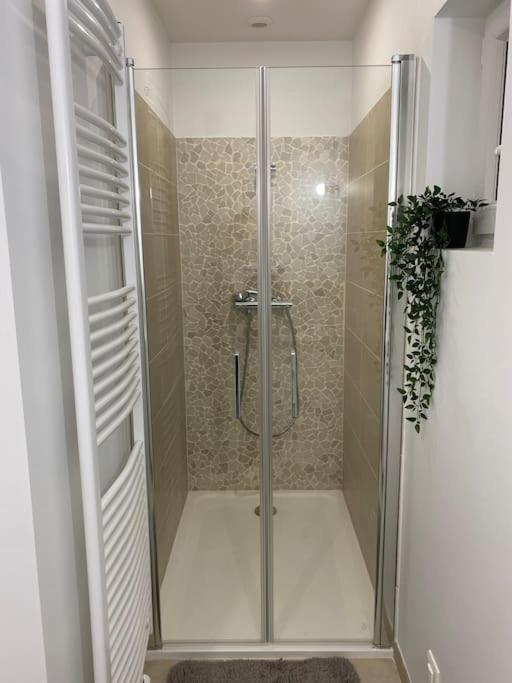 Appart Renove En Duplex Avec Terrasse Et Garage Bouleurs エクステリア 写真