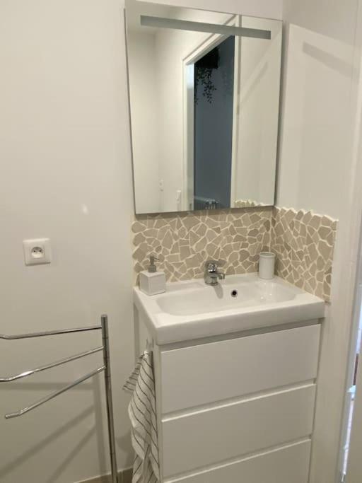 Appart Renove En Duplex Avec Terrasse Et Garage Bouleurs エクステリア 写真